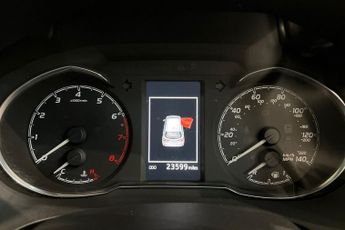 TOYOTA YARIS 1.5 VVT-i Icon Hatchback 5dr Petrol CVT Euro 6 (111 ps) Reverse 