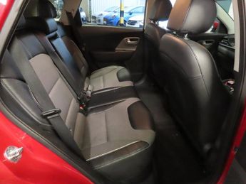 KIA NIRO 64kWh 2 SUV 5dr Electric Auto (201 bhp) Reverse Camera, Rear Par