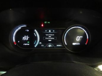KIA NIRO 64kWh 2 SUV 5dr Electric Auto (201 bhp) Reverse Camera, Rear Par