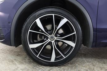 VOLKSWAGEN TIGUAN ALLSPACE 1.5 TSI R-Line DSG Euro 6 (s/s) 5dr