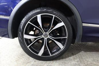 VOLKSWAGEN TIGUAN ALLSPACE 1.5 TSI R-Line DSG Euro 6 (s/s) 5dr