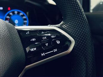 VOLKSWAGEN GOLF 2.0 TSI GTI Hatchback 5dr Petrol DSG Euro 6 (s/s) (245 ps)