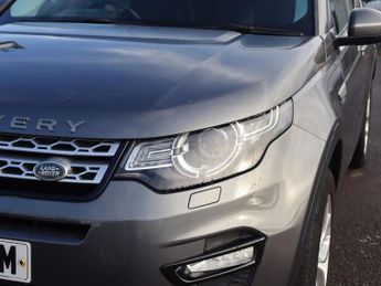 LAND ROVER DISCOVERY SPORT 2.0 TD4 HSE SUV 5dr Diesel Auto 4WD Euro 6 (s/s) (180 ps)