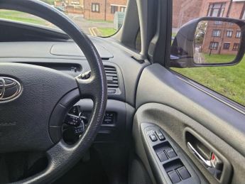TOYOTA PREVIA 2.4 VVT-i T Spirit MPV 5dr Petrol Automatic (7 Seats) (259 g/km,
