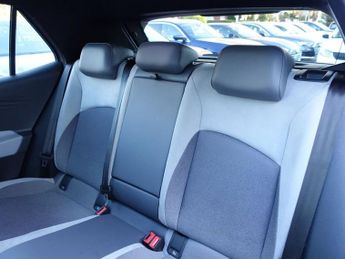 VOLKSWAGEN ID.3 Pro 58kWh Family Hatchback 5dr Electric Auto (145 ps)