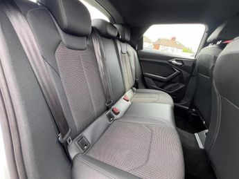 AUDI A1 1.0 TFSI 25 S line Sportback 5dr Petrol S Tronic Euro 6 (s/s) (9