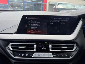 BMW 1 SERIES 1.5 118i M Sport (LCP) Hatchback 5dr Petrol DCT Euro 6 (s/s) (13