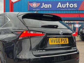 LEXUS NX 2.5 300h Luxury SUV 5dr Petrol Hybrid E-CVT 4WD Euro 6 (s/s) (19