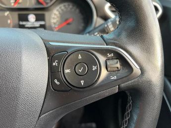 VAUXHALL CROSSLAND 1.2 Turbo Ultimate SUV 5dr Petrol Auto Euro 6 (s/s) (130 ps)