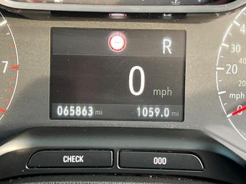 VAUXHALL CROSSLAND 1.2 Turbo Ultimate SUV 5dr Petrol Auto Euro 6 (s/s) (130 ps)