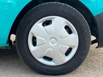 Ford Transit 2.0 340 EcoBlue Trend Panel Van 5dr Diesel Auto L1 H2 Euro 6 (s/