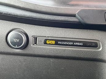 FORD TRANSIT CUSTOM 2.0 340 EcoBlue Trend Panel Van 5dr Diesel Auto L1 H2 Euro 6 (s/