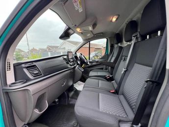FORD TRANSIT CUSTOM 2.0 340 EcoBlue Trend Panel Van 5dr Diesel Auto L1 H2 Euro 6 (s/