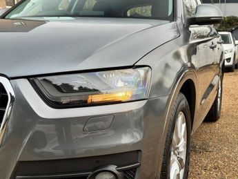 AUDI Q3 2.0 TDI SE SUV 5dr Diesel S Tronic quattro Euro 5 (s/s) (177 ps)