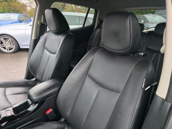 NISSAN LEAF Silver 30kWh Tekna, 30,855 miles, 3 owners, ULEZ Compliant Elect