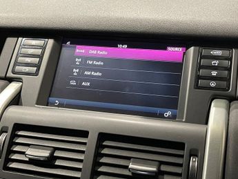 LAND ROVER DISCOVERY SPORT 2.0 TD4 HSE SUV 5dr Diesel Auto 4WD Euro 6 (s/s) (180 ps)
