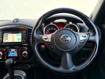 NISSAN JUKE 1.6 Tekna SUV 5dr Petrol XTRON Euro 5 (117 ps)