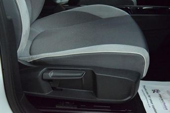 VOLKSWAGEN ID.3 Pro Performance 58kWh 1ST Edition Hatchback 5dr Electric Auto (2