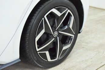 VOLKSWAGEN ID.3 Pro Performance 58kWh 1ST Edition Hatchback 5dr Electric Auto (2