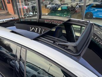 VOLKSWAGEN GOLF 2.0 TSI R 20 Years Hatchback 5dr Petrol DSG 4Motion Euro 6 (s/s)