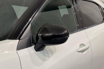 NISSAN JUKE 1.6 N-Connecta SUV 5dr Petrol Hybrid Auto Euro 6 (143 ps) Cruise