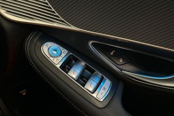 MERCEDES-BENZ EQC EQC 400 80kWh AMG Line SUV 5dr Electric Auto 4MATIC (408 ps) Par