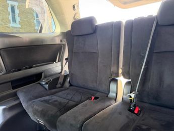 TOYOTA ALPHARD 2.4 Automatic Petrol White 5dr