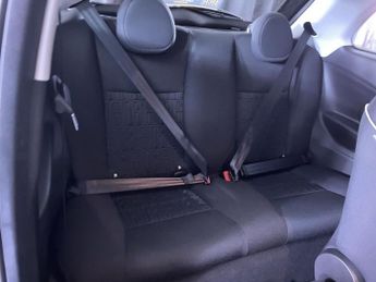 FIAT 500E 24kWh Action Hatchback 3dr Electric Auto (95 ps)