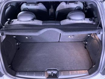 MINI Electric Hatch Cooper SE 32.6kWh Level 2 Hatchback 3dr Electric Auto (184 ps)