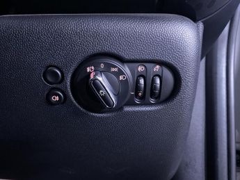 MINI Electric Hatch Cooper SE 32.6kWh Level 2 Hatchback 3dr Electric Auto (184 ps)