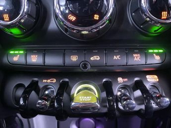 MINI Electric Hatch Cooper SE 32.6kWh Level 2 Hatchback 3dr Electric Auto (184 ps)