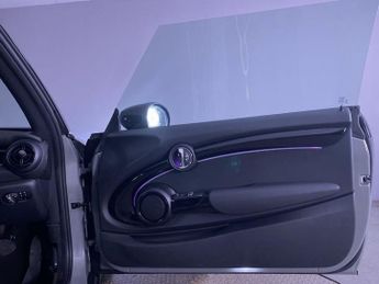 MINI Electric Hatch Cooper SE 32.6kWh Level 2 Hatchback 3dr Electric Auto (184 ps)