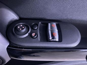 MINI Electric Hatch Cooper SE 32.6kWh Level 2 Hatchback 3dr Electric Auto (184 ps)