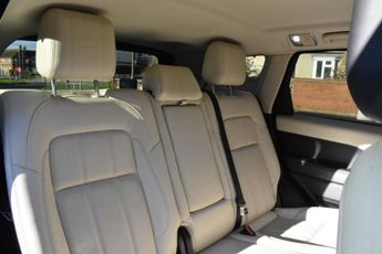 LAND ROVER RANGE ROVER SPORT 2.0 SD4 HSE SUV 5dr Diesel Auto 4WD Euro 6 (s/s) (240 ps)