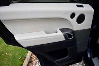 LAND ROVER RANGE ROVER SPORT 3.0 SD V6 HSE Auto 4WD Euro 6 (s/s) 5dr