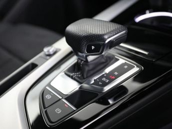 AUDI A4 AVANT 2.0 TFSI 35 S line Estate 5dr Petrol S Tronic Euro 6 (s/s) (150 