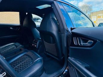 AUDI RS7 4.0 TFSI V8 Sportback 5dr Petrol Tiptronic quattro Euro 6 (s/s) 