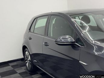 VOLKSWAGEN E-GOLF 35.8kWh e-Golf Hatchback 5dr Electric Auto (136 ps)