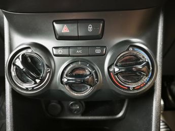 PEUGEOT 208 1.2 PureTech Active Hatchback 5dr Petrol Manual Euro 6 (82 ps)