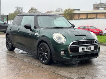 MINI Hatch 2.0 Cooper SD Hatchback 3 Door Diesel Manual Green Euro 6 Low Ta