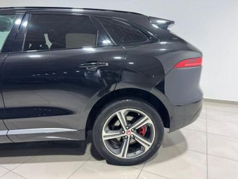 JAGUAR F-PACE 3.0 D300 V6 S SUV 5dr Diesel Auto AWD Euro 6 (s/s) (300 ps)