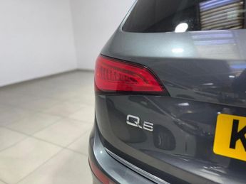 AUDI Q5 2.0 TDI S line Plus SUV 5dr Diesel S Tronic quattro Euro 5 (s/s)