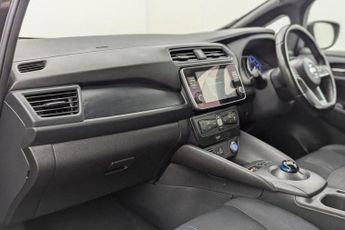 NISSAN LEAF 40kWh Acenta Hatchback 5dr Electric Auto (150 ps)