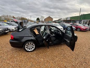 BMW 3 SERIES 2.0 320d SE Saloon 4dr Diesel Steptronic Euro 5 (177 ps)