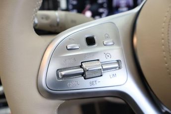 MERCEDES-BENZ Maybach S Class 6.0 S600 V12 Maybach Saloon 4dr Petrol G-Tronic+ Euro 6 (s/s) (5