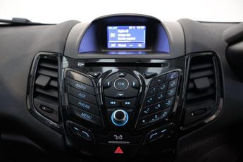FORD FIESTA 1.6 Zetec Hatchback 5dr Petrol Powershift Euro 6 (105 ps) CAT N!