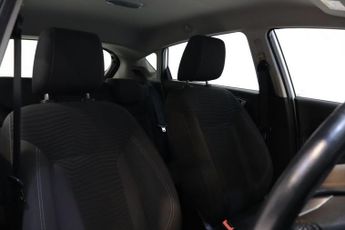 FORD FIESTA 1.6 Zetec Hatchback 5dr Petrol Powershift Euro 6 (105 ps)