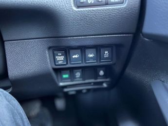 NISSAN X-TRAIL 2.0 dCi Tekna SUV 5dr Diesel XTRON Euro 6 (s/s) (177 ps)