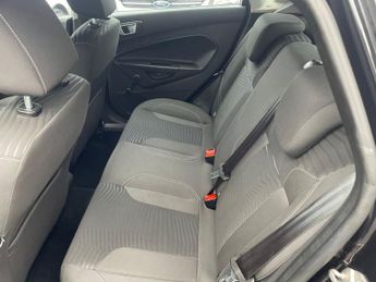 FORD FIESTA 1.6 ZETEC 5DR AUTOMATIC PETROL HATCHBACK