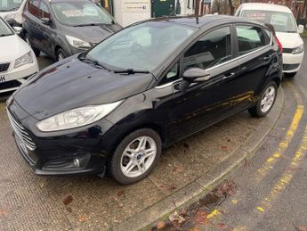 FORD FIESTA 1.6 ZETEC 5DR AUTOMATIC PETROL HATCHBACK